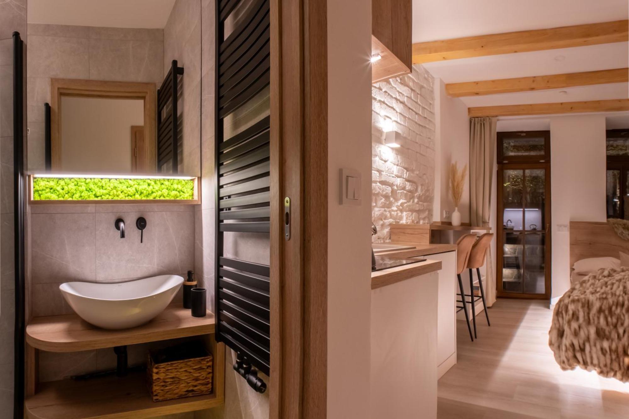 White Wolf Boutique Apartments Olomouc Esterno foto