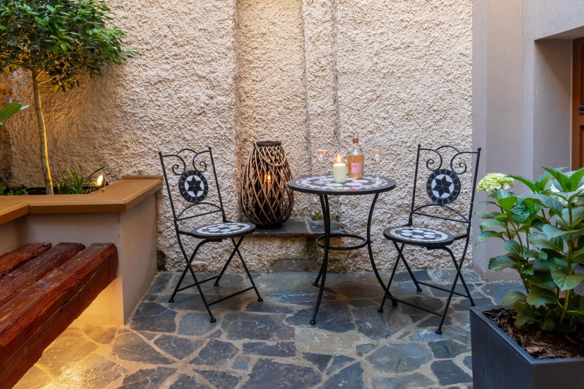 White Wolf Boutique Apartments Olomouc Esterno foto